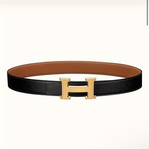 FLASH SALE!!!!!!  Hermes belt buckle & Reversible leather strap 32 mm